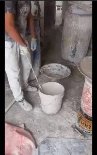 شاگرد گچکار هستم