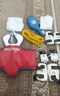 وسایل تکواندو کامل