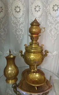 کمد ...وسایل برنزی پشتی
