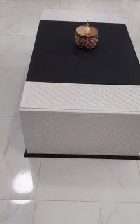 عسلی و جلو مبلی