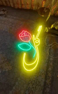 تابلو نئون مناسب گلفروشی