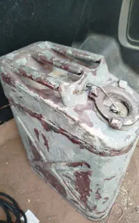 گالن ۲۰لیتری آمریکایی و زنجیر