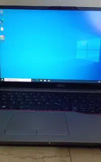 لپتاپ Fujitso lifebook U series نسل ۱۱