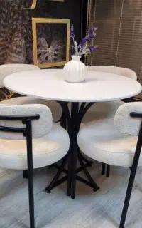 صندلی پلاستیکی مدل کمین میز نهارخوری