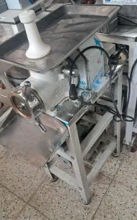 چرخ گوشت در حد نو