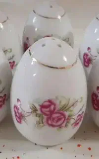 نمکدون گلسرخی