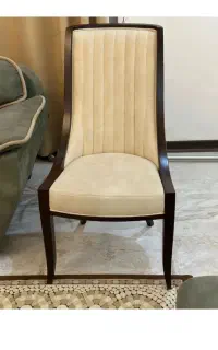 دو عدد صندلی چوبی جنس درجه یک