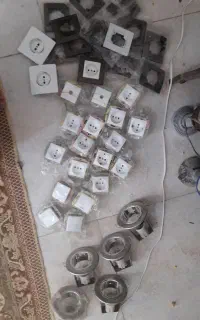 فروش کلید و پریز نو برق به‌صورت یکجا