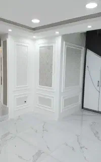 کاغذ دیواری و کفپوش و رنگ آمیزی ساختمان
