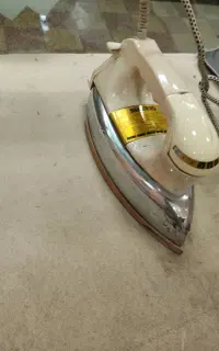 اتو سنگی با درجه اف
