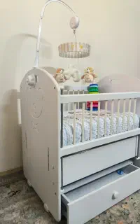 گهواره‌ی کودک آپادانا