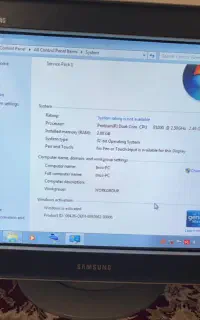 کامپیوتر قدیمی (کیس و مانیتور سالم و‌مرتب )