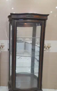 بوفه (ویترین) چوبی درحد نو
