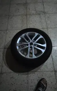 لاستیک و رینگ در حد نو
