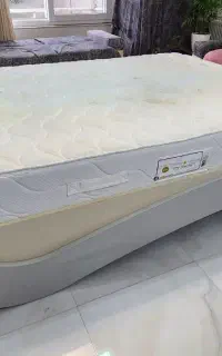 تخت و تشک دونفره