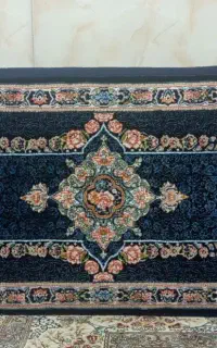 چهار عدد پشتی کم استفاده نو بدون مشکل