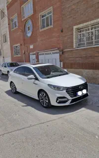 آریزو ۶ پرو سفید