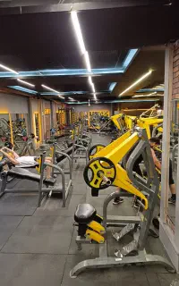 باشگاه بدنسازی با مربی خصوصی
