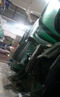 شیشه اتومبیل امید