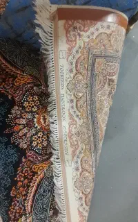 فرش ۱۲ متری ۷۰۰ شانه