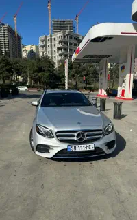 2017 Mercedes-Benz E 300 AMG Package