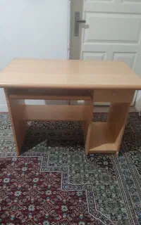 میز mdf در حد نو سالم