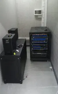 خدمات نصب دوربین شبک داخلی فیبر نوری تجاری  مسکونی