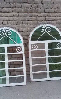 پنجره آهنی
