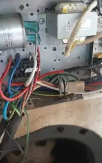 تعمیرونصب انواع اسپلت یخچال و سرد خانه وموتور کولر