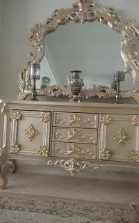 آینه و کنسول
