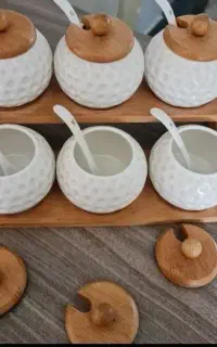 جا ادویه ای سرامیکی با در چوبی