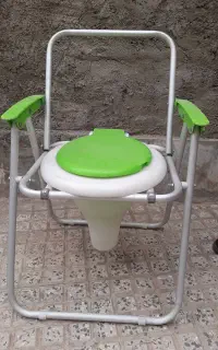 توالت فرنگی در حد نو