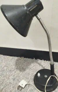 چراغ مطالعه