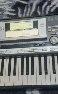 ارگ  یاماها yamaha640
