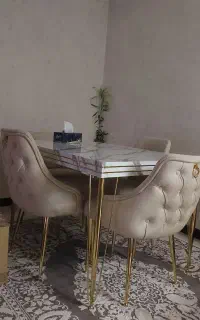 میزناهارخوری ۴ نفره