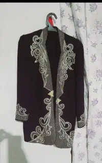 کت رنگ بادمجانی