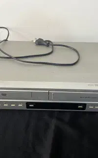 پخش CD و VHS برند LG