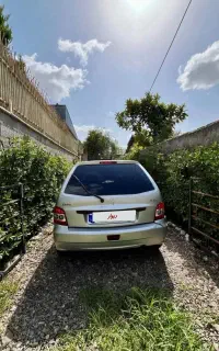 هاچبک ۱۱۱