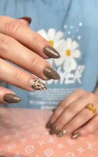 نیازمند مدل رایگان ناخن (کوار)