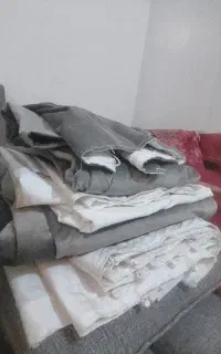 آستر پرده ۲ عدد ..و پنل پرده مخمل ۲ عدد  فیلی رنگ