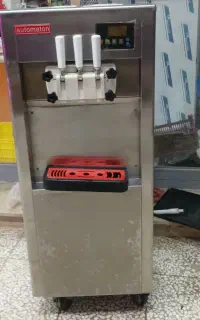 دستگاه بستنی