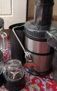آبمیوه گیری گرند