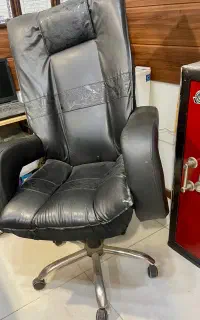 صندلی چرخ دار