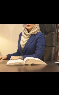 وکیل پایه یک دادگستری( خانم )