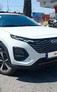 ام وی ام x33 کراس