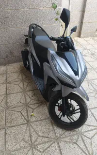 موتور سیکلت کلیک