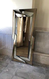 اینه قدی فانتزی /کاملا سالم /درحد نو/فوق العاده