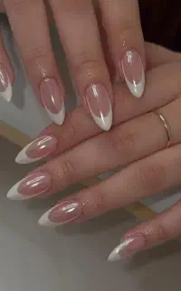 کاشت ناخن با قیمت مناسب