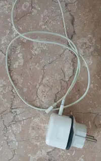 شارژر‌آیفون‌۱۳‌کار‌کرده