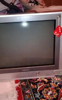 تلویزیون ۲۱ اینچ